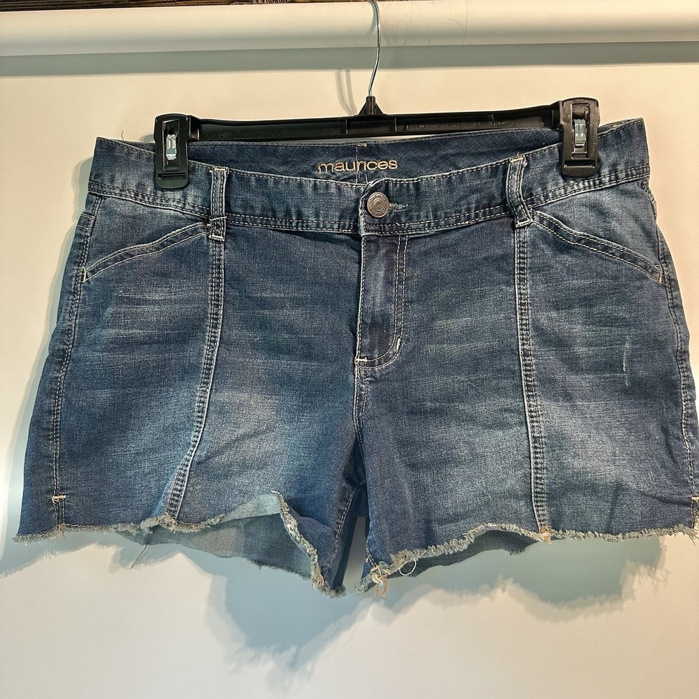 Maurices Denim Shorty Shorts Womens Juniors 11/12 Blue Stretch Raw Hem Mid Rise
